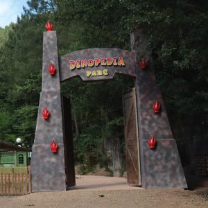PORTE D'ENTRÉE DINOPEDIA PARC
